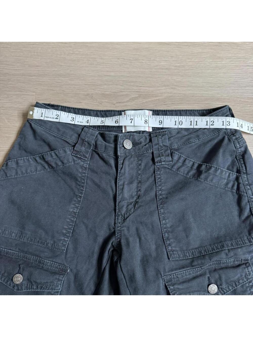 ੈ✩‧₊˚y2k style black lowrise bootcut cargo jeans - Picture 6 of 8